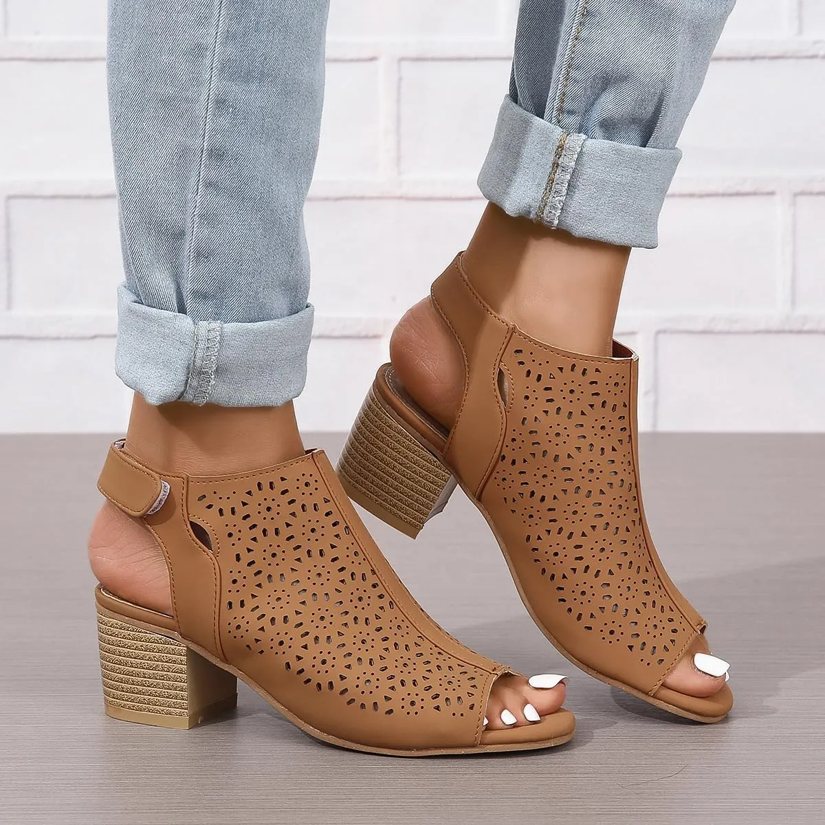 Chunky Sandals for Women Orthopedic Fashion Non Slip Middle Heels Breathable Hollow Out Slingback Sandals Ladies Elegant Summer Walking Shoes and Hook And Loop Closure